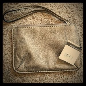 NWT Wilson's Leather wristlet